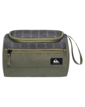 Capsule Wash Bag in Grape Leaf