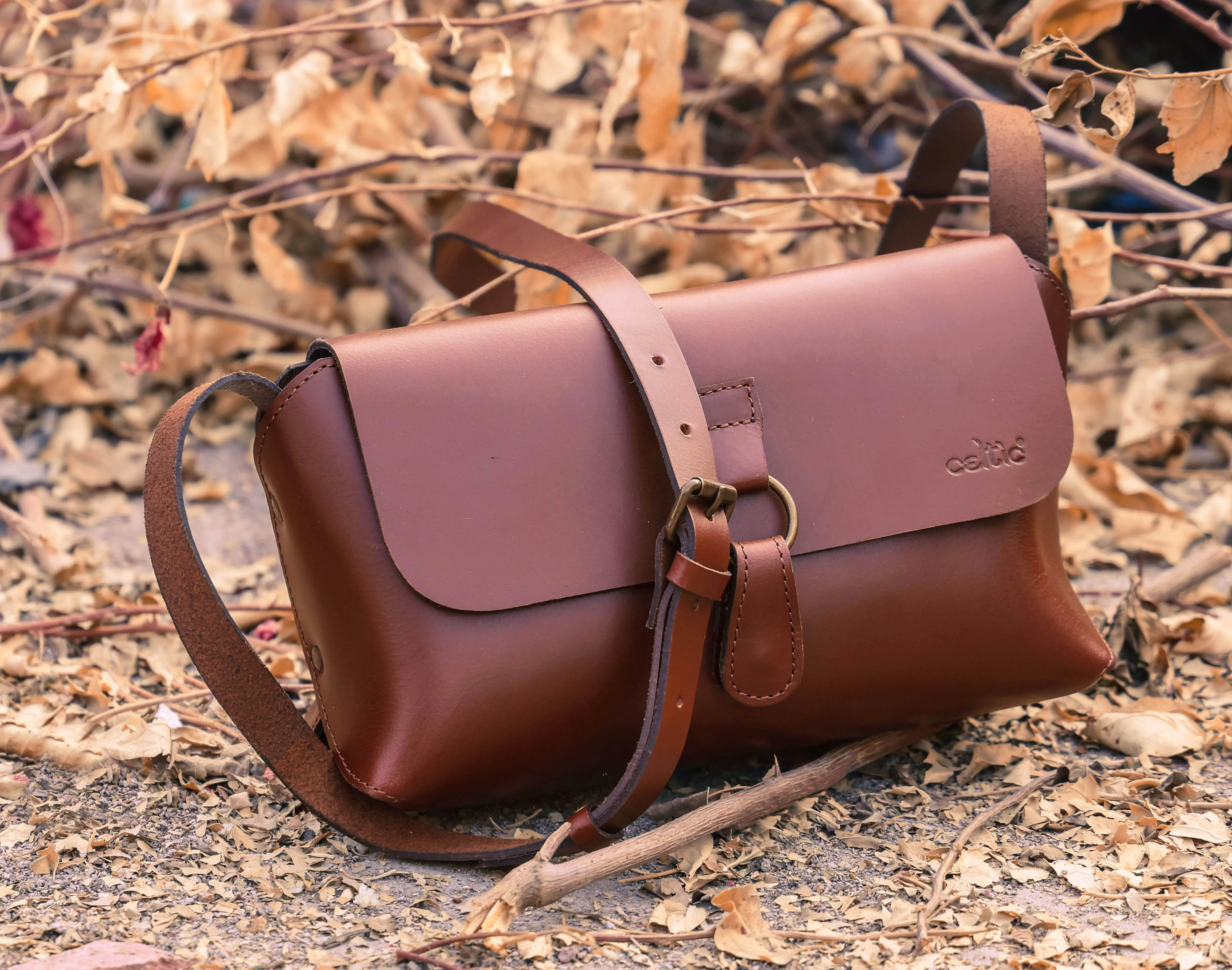 Celtic Stylish and Functional Brown Leather Cross Body Bag - Perfect for Everyday Use. Art: BG-1409