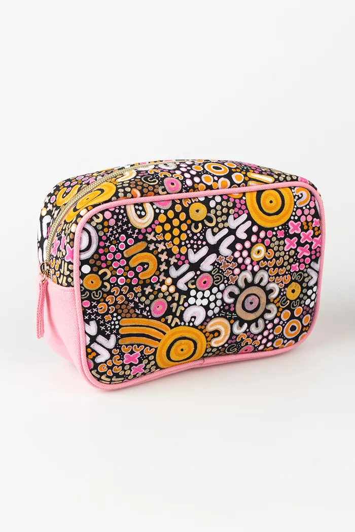 Eastern Maar Toiletry Bag