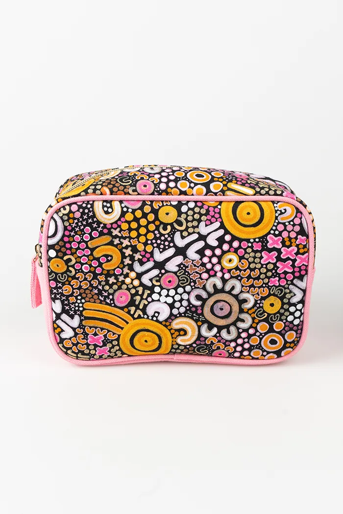 Eastern Maar Toiletry Bag