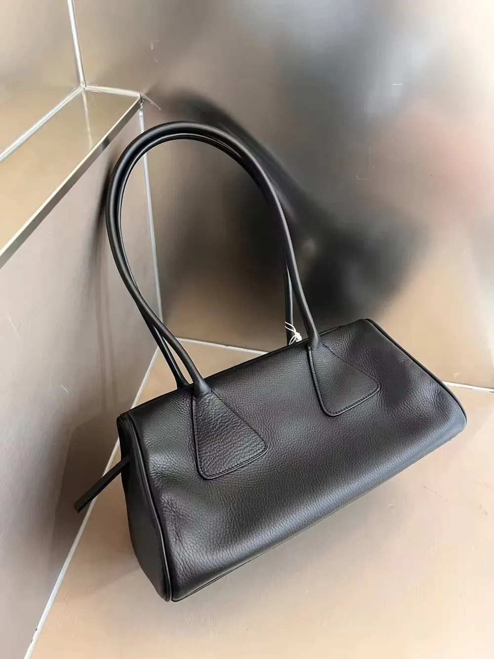 Elegant Handmade Women's Handbag in Genuine Leather and Suede