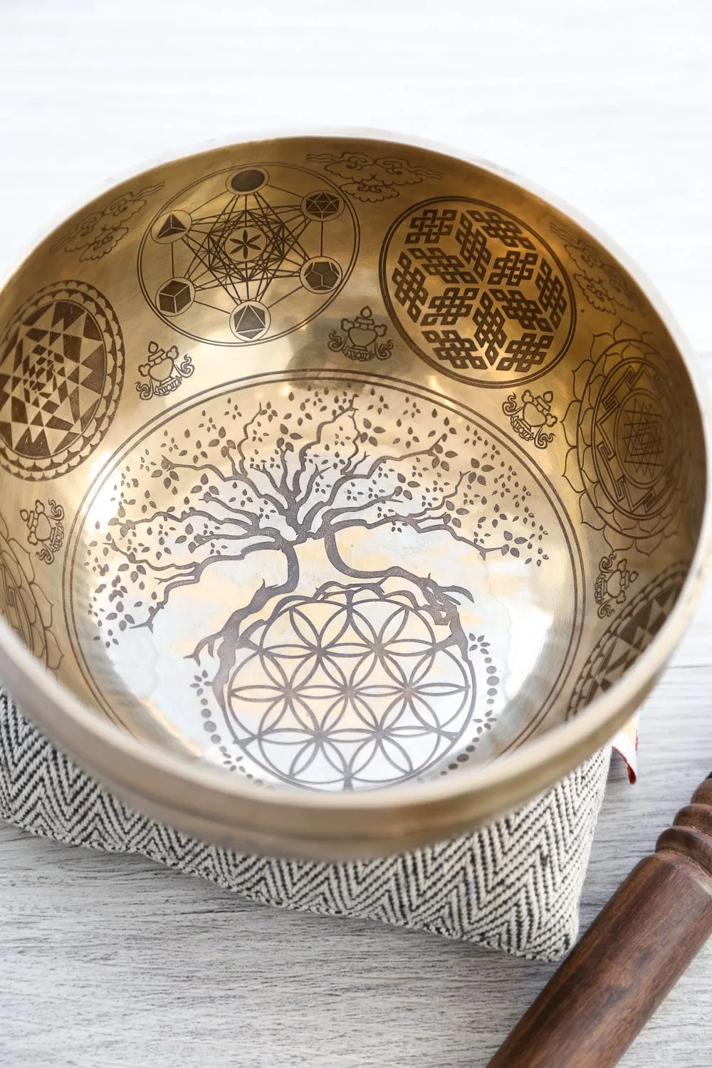 Green Tara, Sacred Geometry, & Yoga Chakra Singing Bowl Set