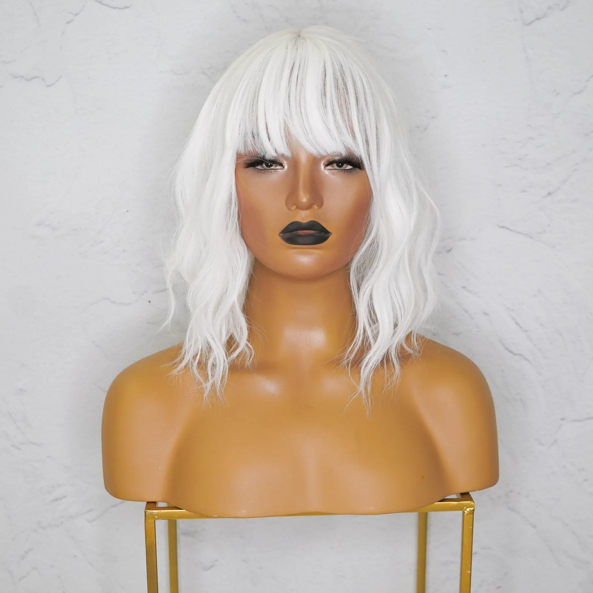 HAYLEY White Bob Fringe Wig