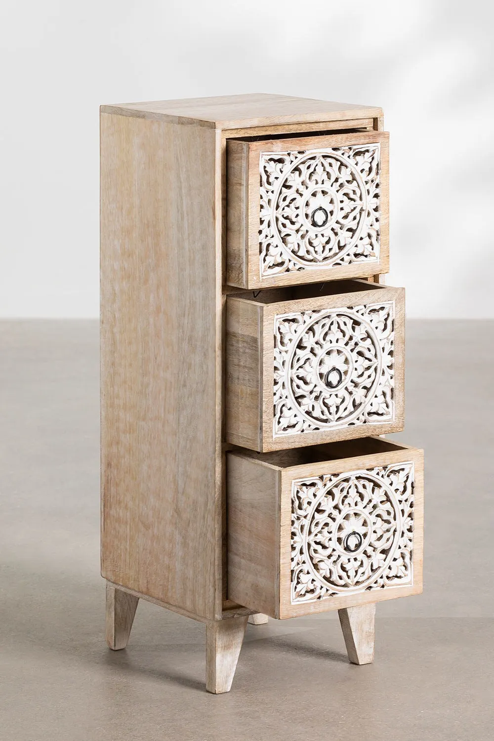 Mango Wood Chest of Drawers : Ample Storage with Timeless Charm