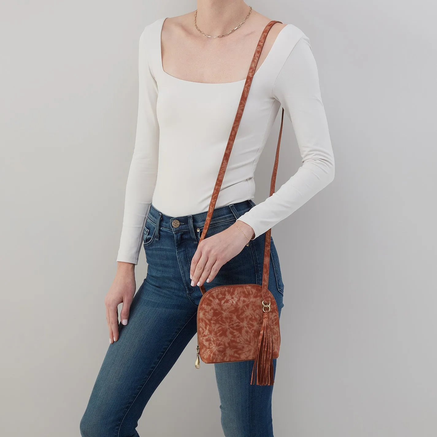 Nash Crossbody In Nubuck - Tumbleweed