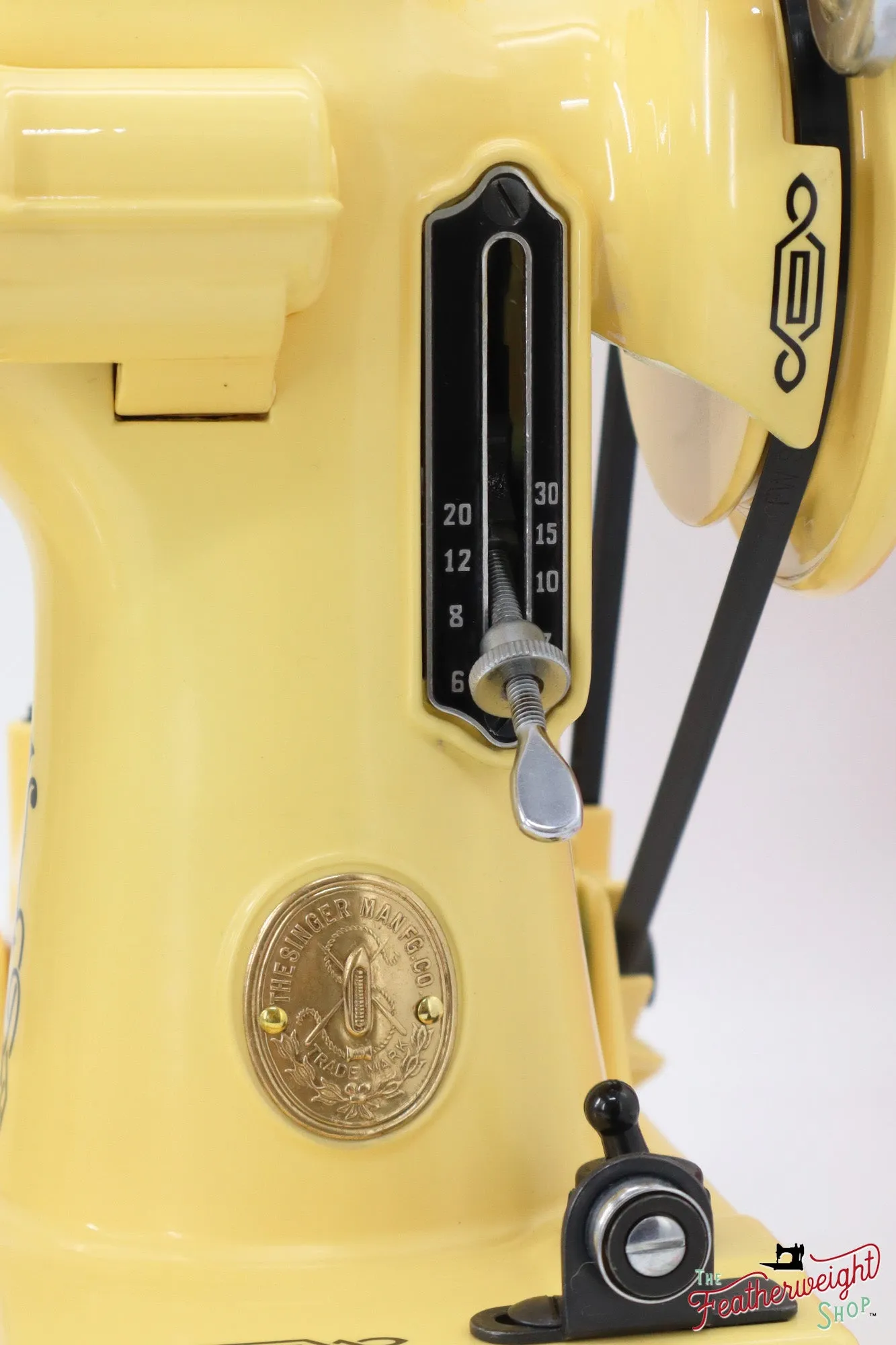 Singer Featherweight 221, AG805*** - Fully Restored in Happy Yellow