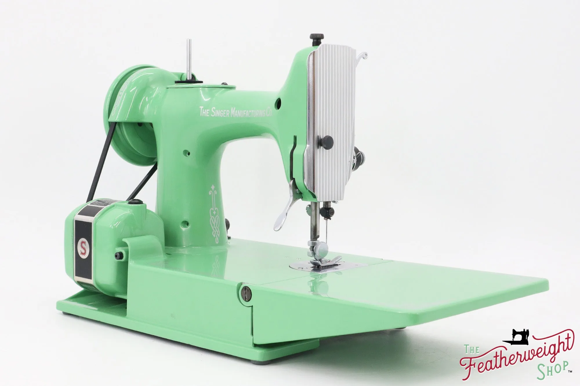 Singer Featherweight 221, AL174*** - Fully Restored in Jadeite Milky Green