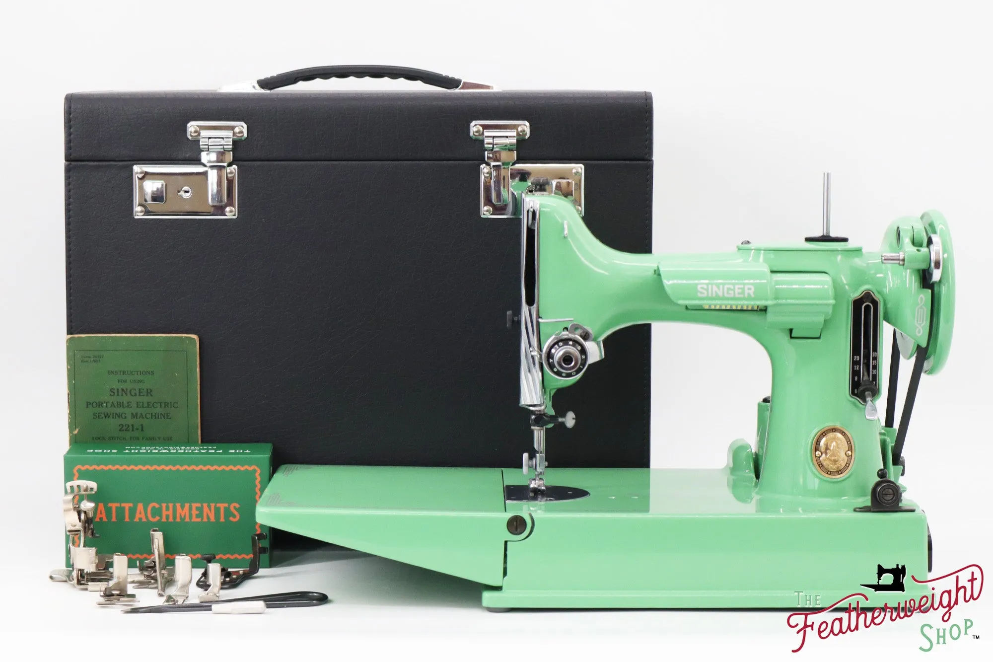 Singer Featherweight 221, AL174*** - Fully Restored in Jadeite Milky Green