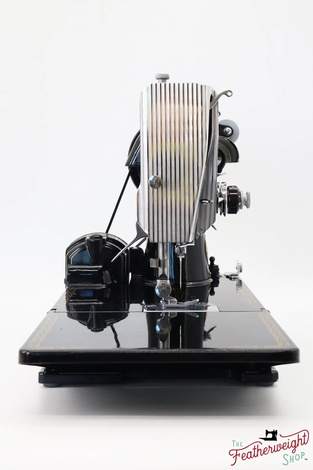 Singer Featherweight 221 Sewing Machine, AM185*** - 1955