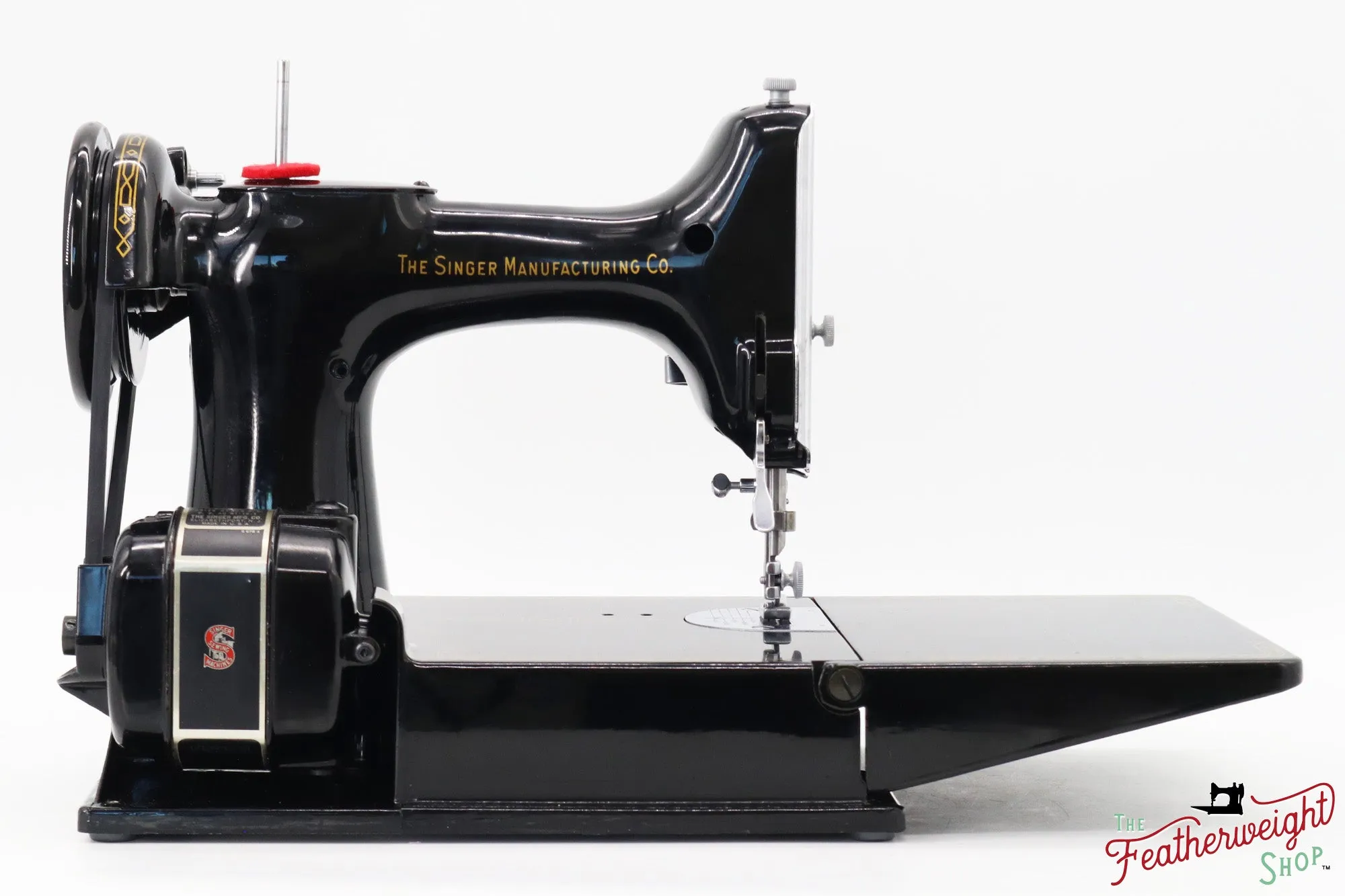 Singer Featherweight 221 Sewing Machine, AM185*** - 1955