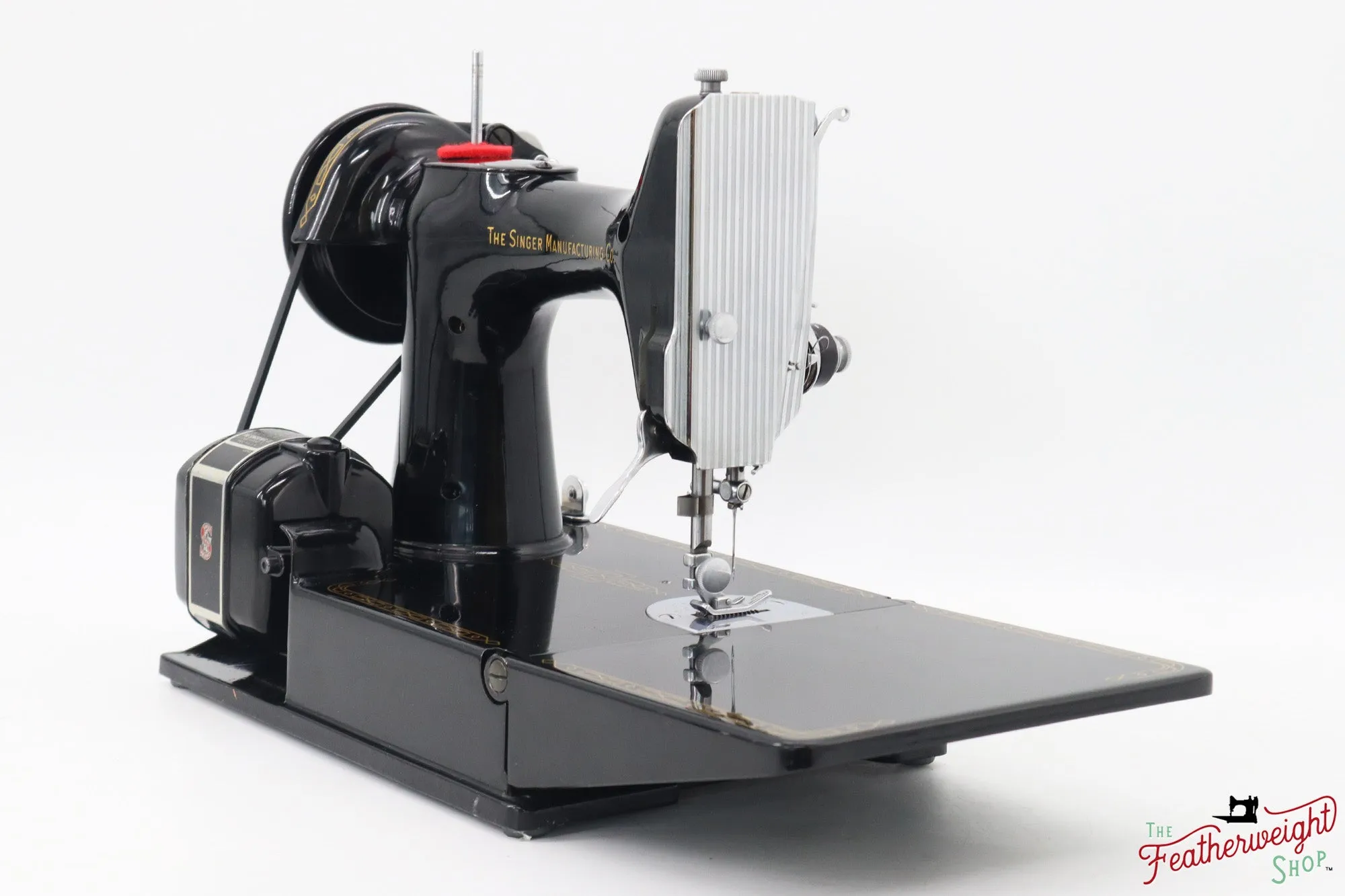 Singer Featherweight 221 Sewing Machine, AM661*** - 1957