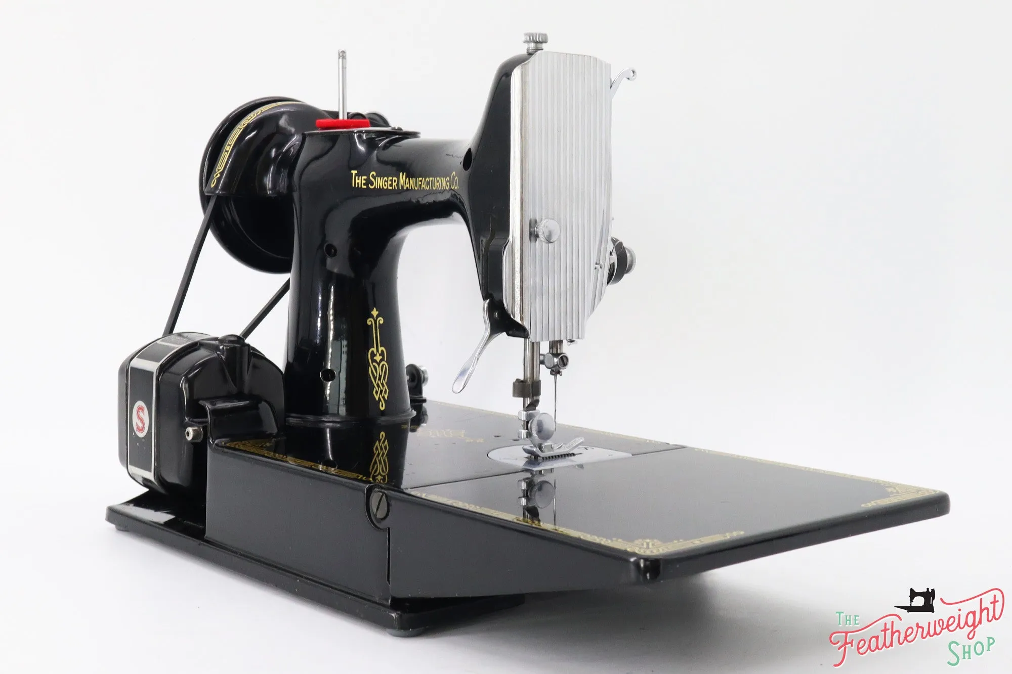 Singer Featherweight 221 Sewing Machine, Centennial: AK072***