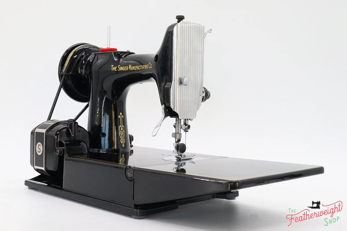 Singer Featherweight 221 Sewing Machine, Centennial: AK094***