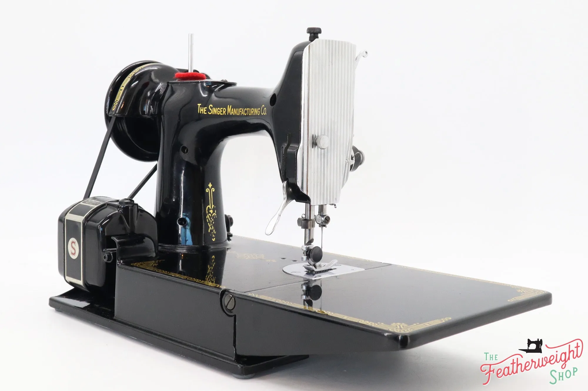 Singer Featherweight 221 Sewing Machine, Centennial: AK418***