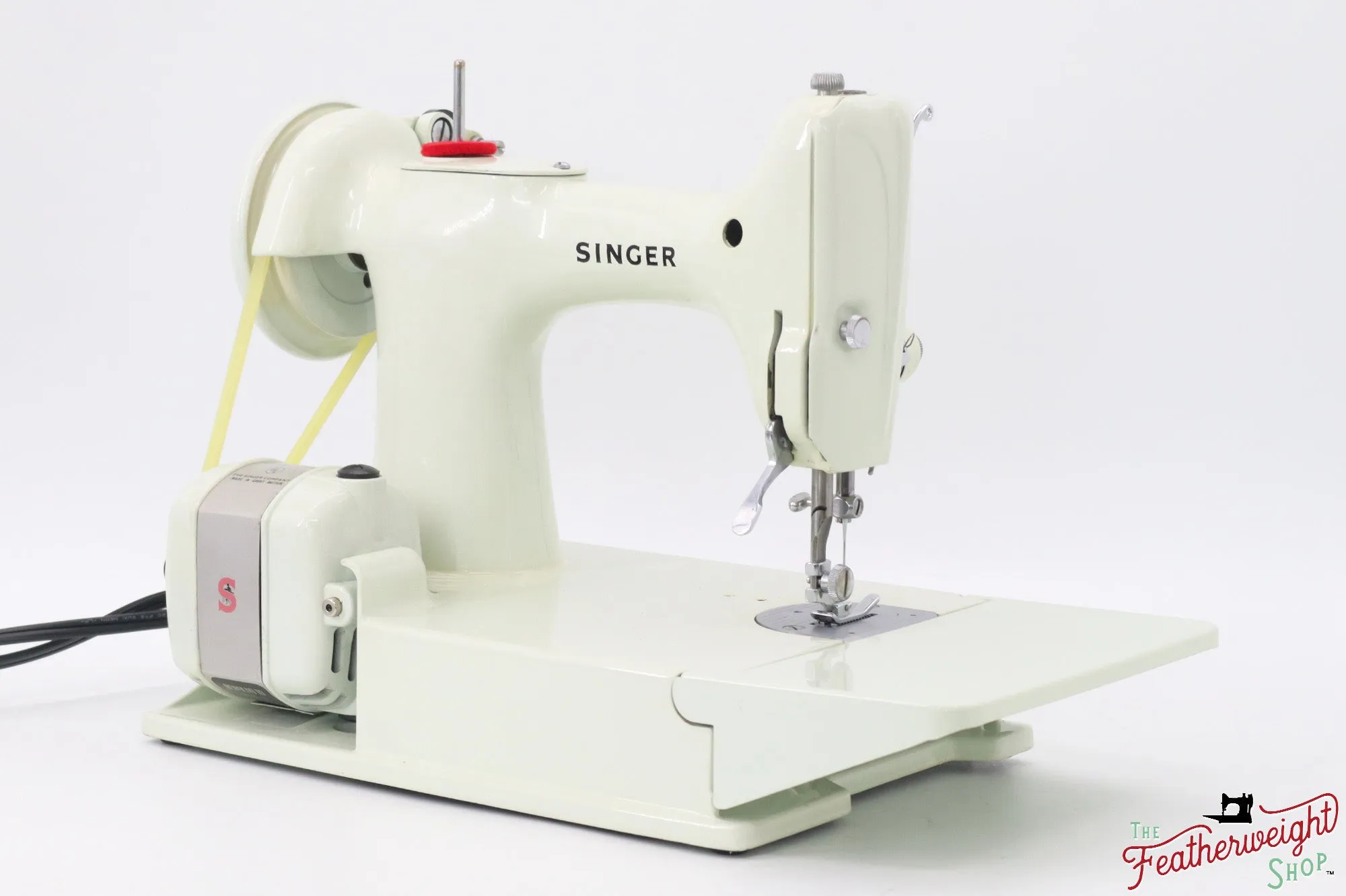 Singer Featherweight 221 Sewing Machine, WHITE - EV896***