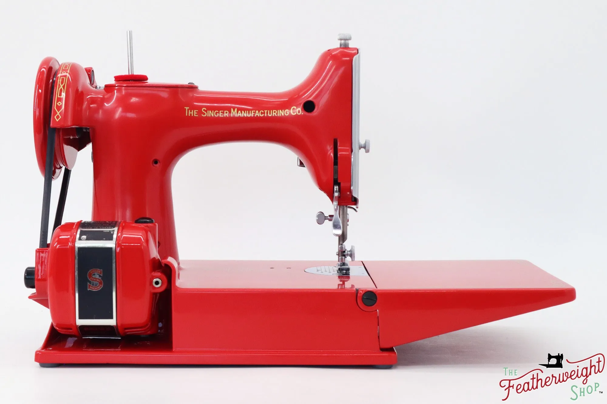 Singer Featherweight 221K, Red 'S', ES6519** - Fully Restored in Liberty Red