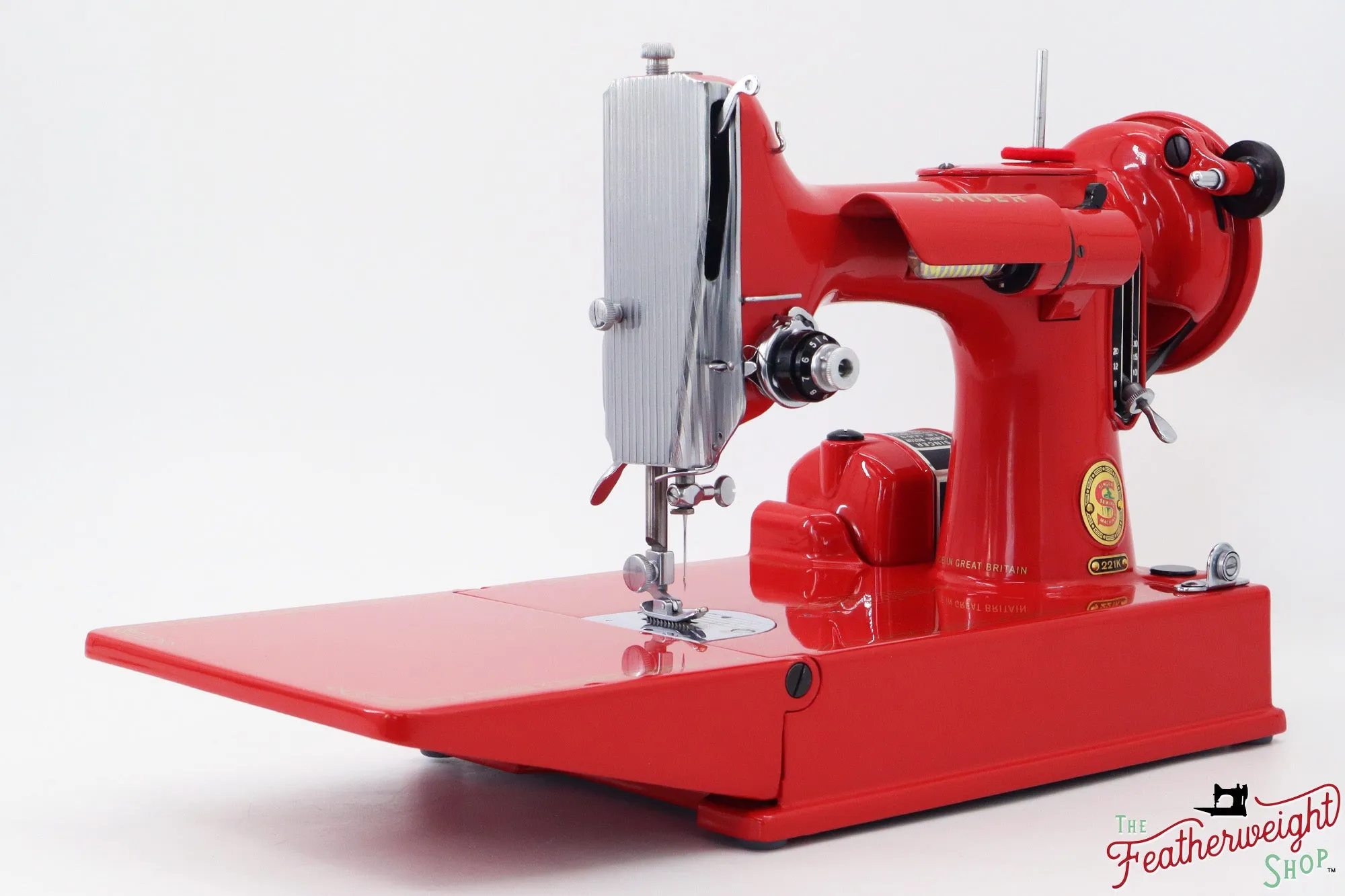 Singer Featherweight 221K, Red 'S', ES6519** - Fully Restored in Liberty Red