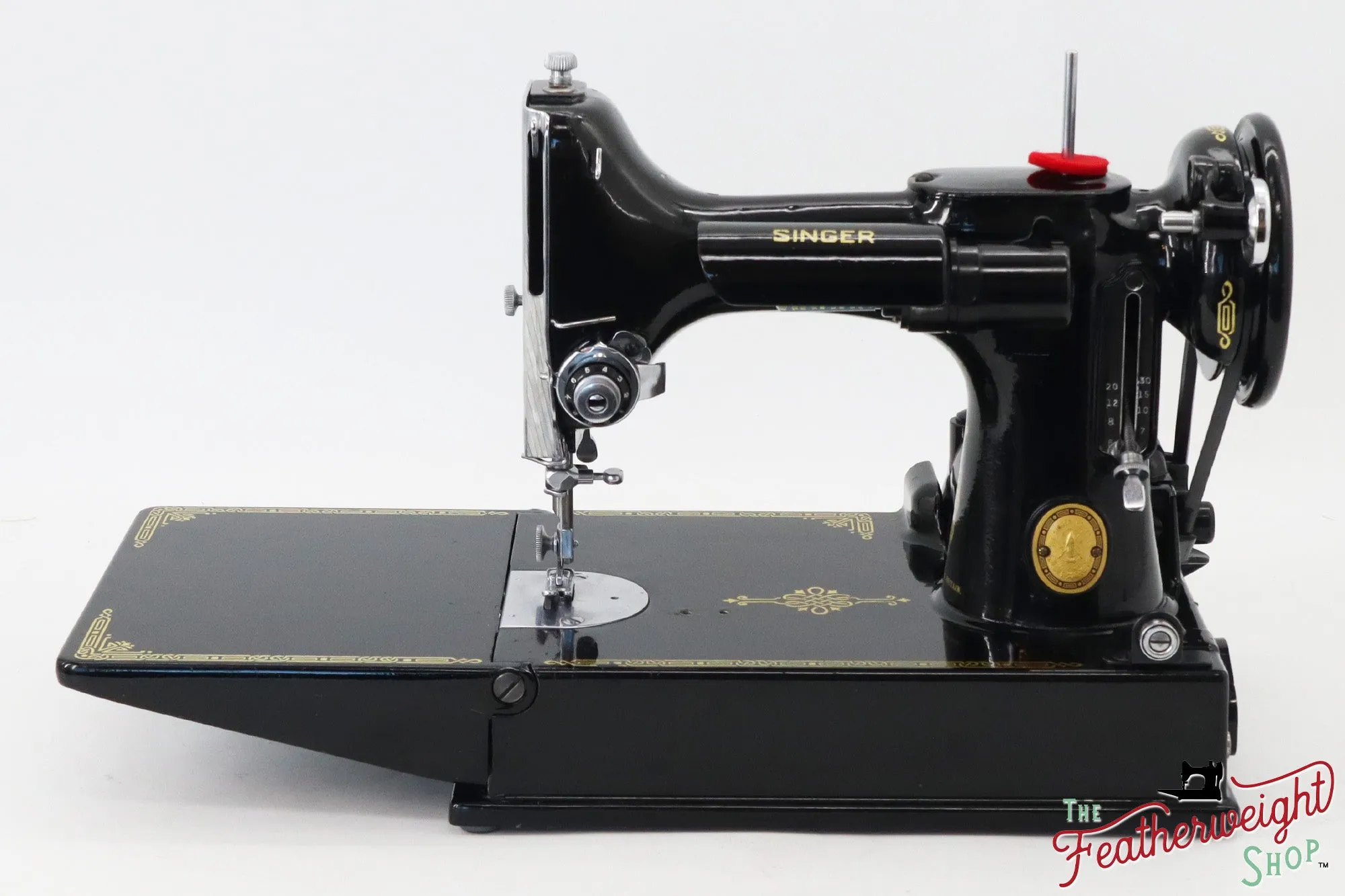 Singer Featherweight 221K Sewing Machine, 1952 - EH14023*