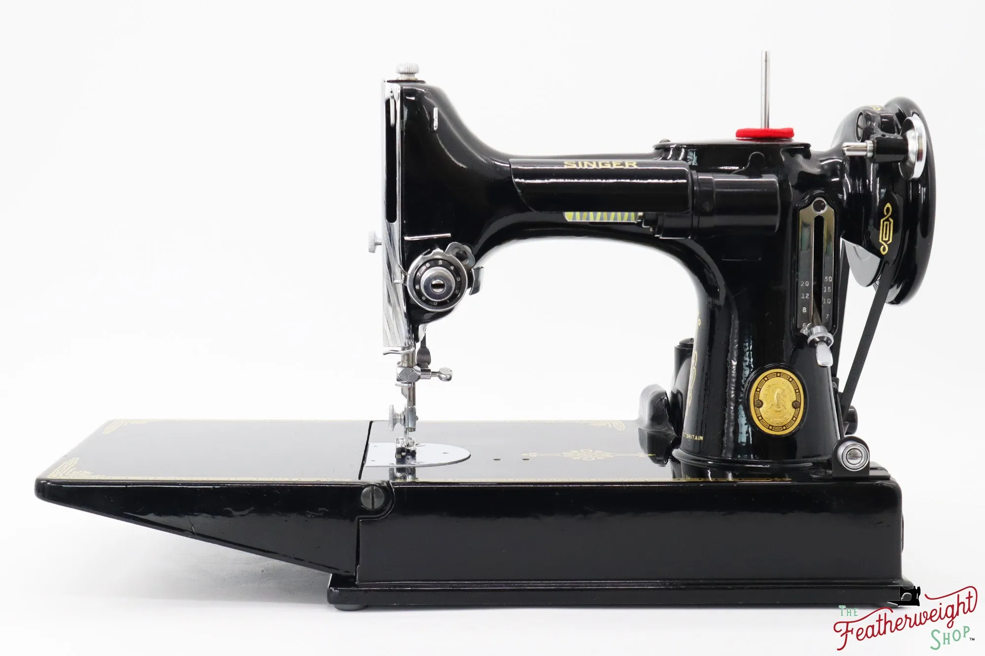 Singer Featherweight 221K Sewing Machine, 1952 - EH243***