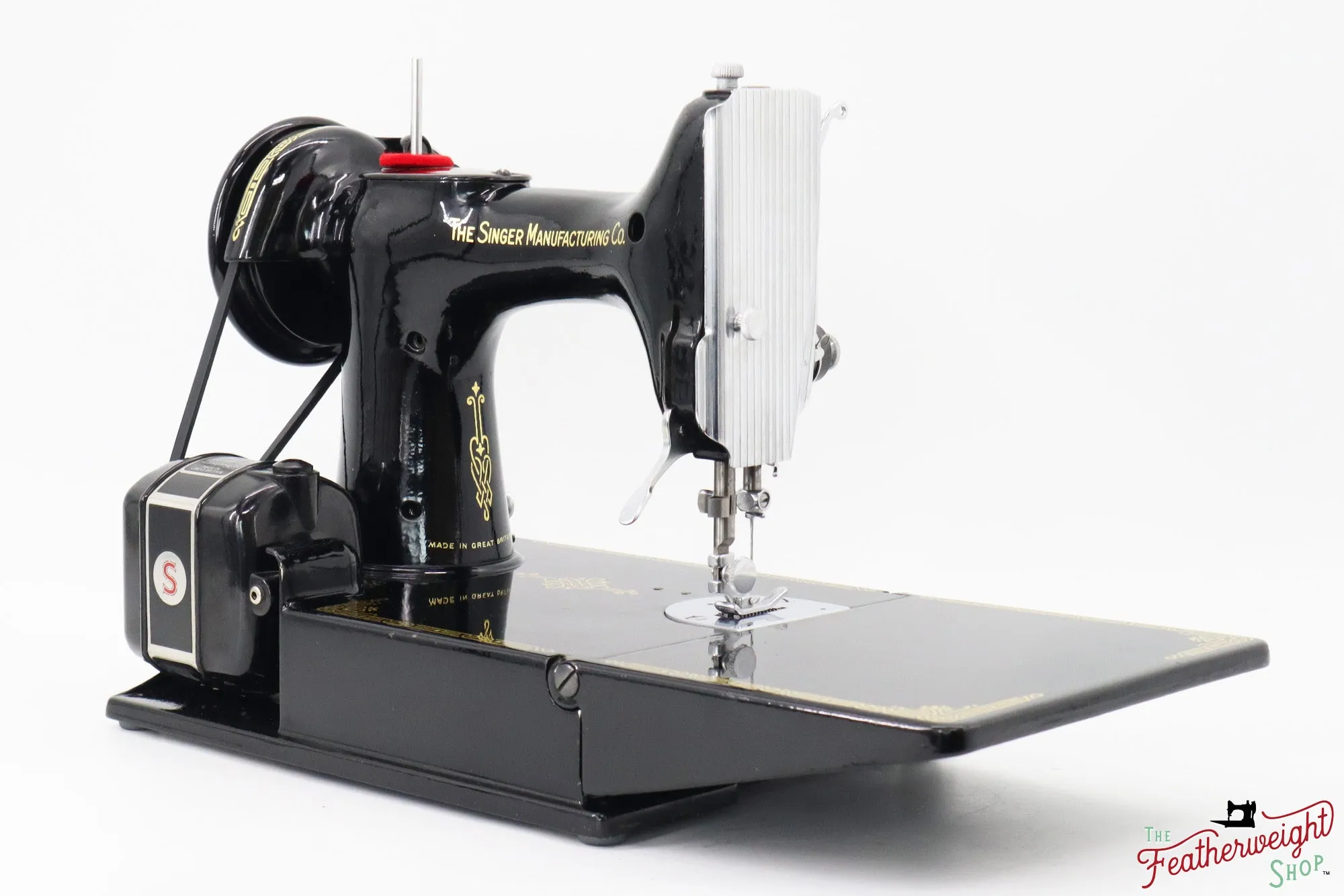 Singer Featherweight 221K Sewing Machine, 1952 - EH243***