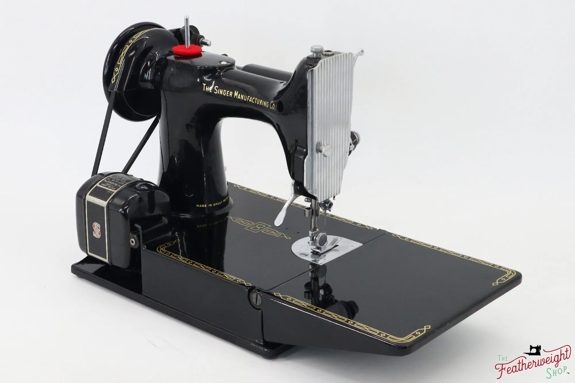 Singer Featherweight 221K Sewing Machine, 1956 - EL538***