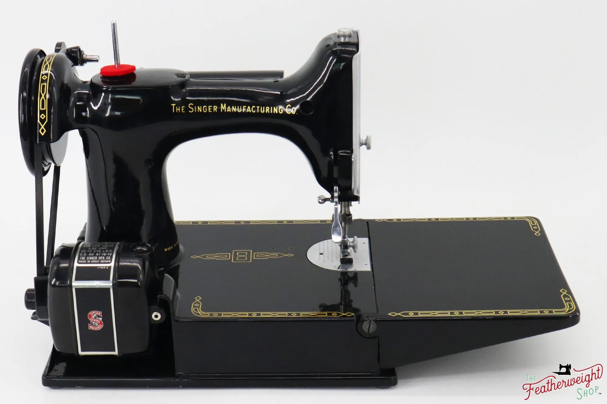 Singer Featherweight 221K Sewing Machine, 1957 - EM0166**