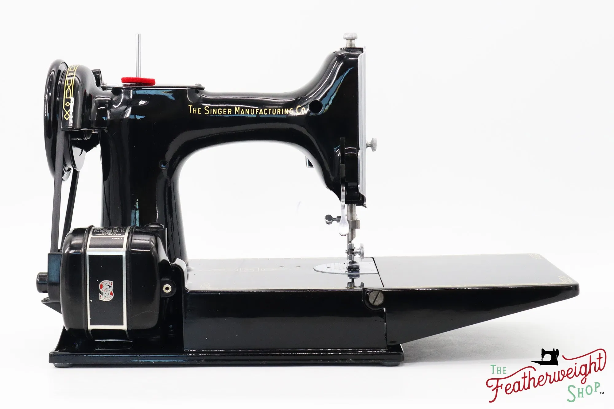 Singer Featherweight 221K Sewing Machine, 1957 - EM598***