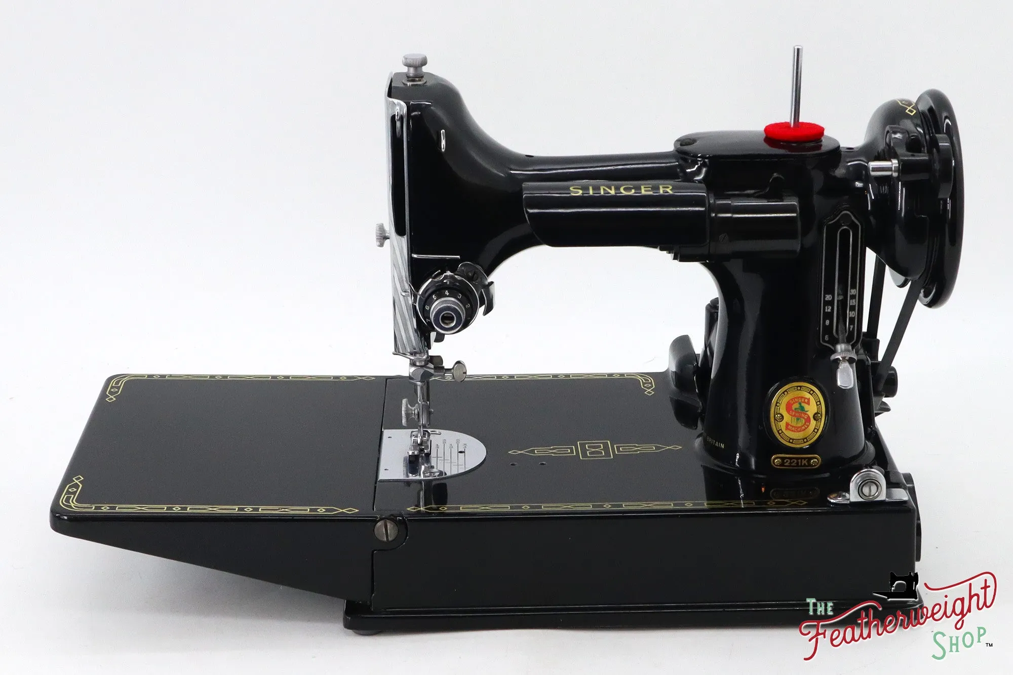 Singer Featherweight 221K Sewing Machine, RED "S" - ES648***