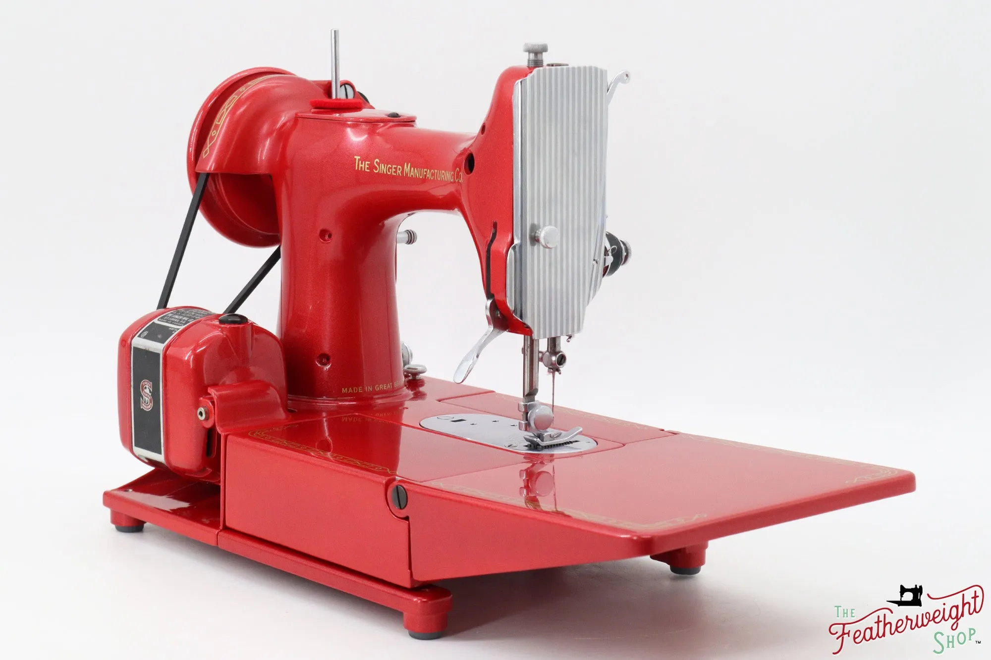 Singer Featherweight 222K Red 'S' - ES1660** - Fully Restored in Candy Apple Red