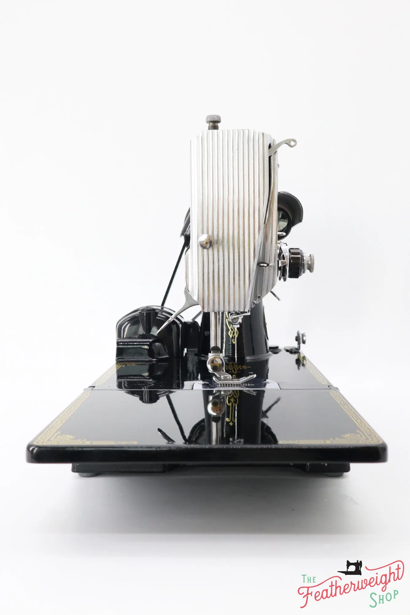 Singer Featherweight Swedish 221K Sewing Machine, EH371***