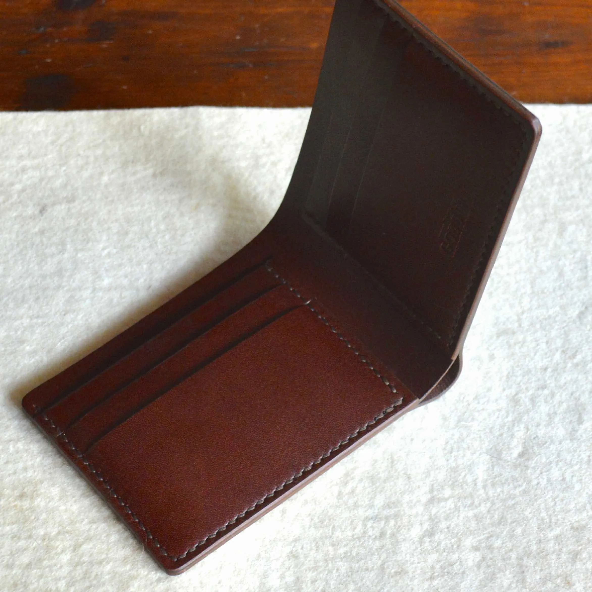 Slim Classic Wallet - Mahogany